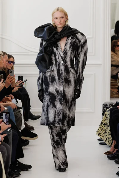 Look 22